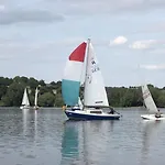 別荘 Waldhaus Möhnesee